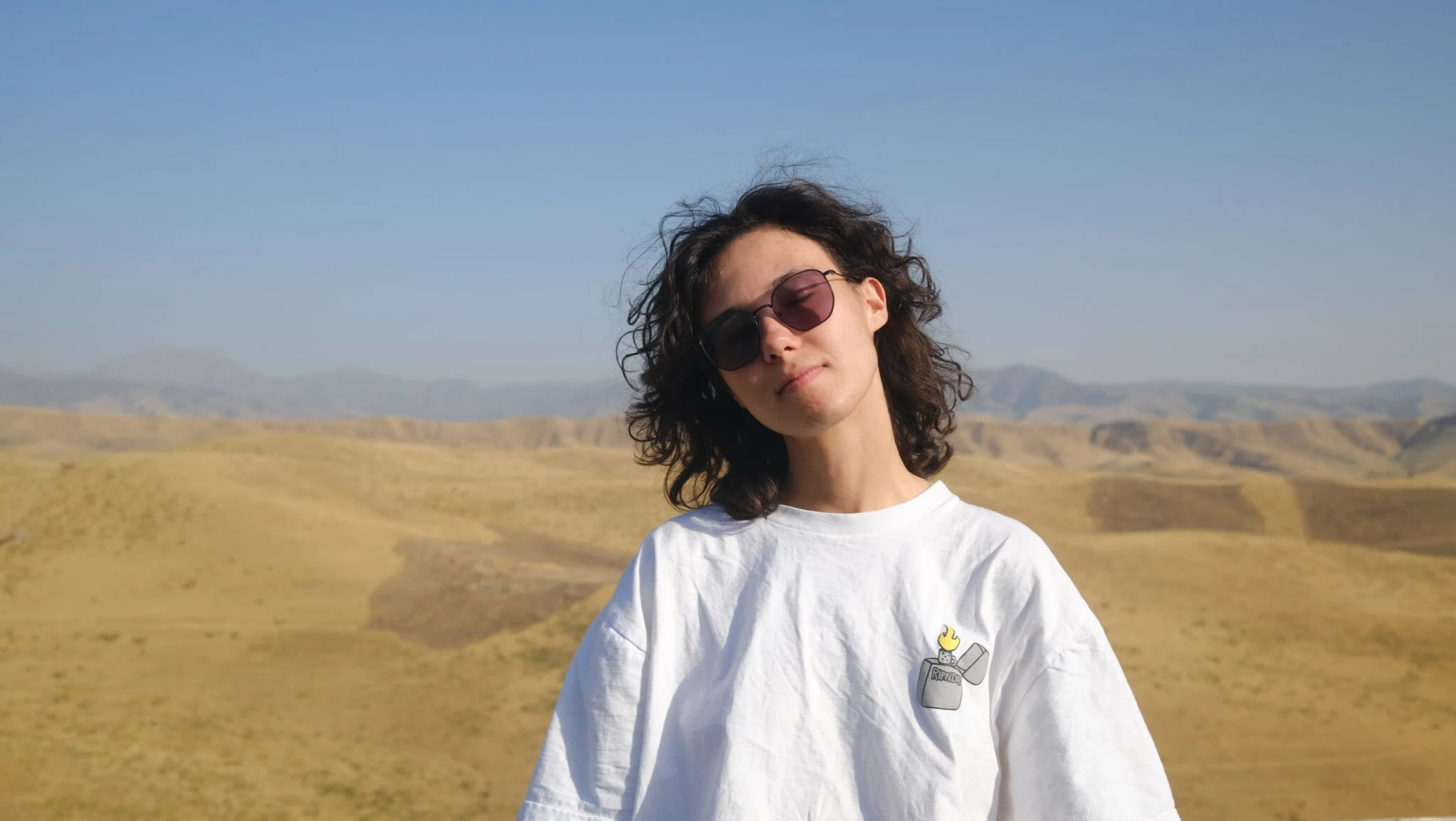 Ular semiz jojalarni siqib chiqaradilar Toydagi jinsiy aloqa (ruscha video)