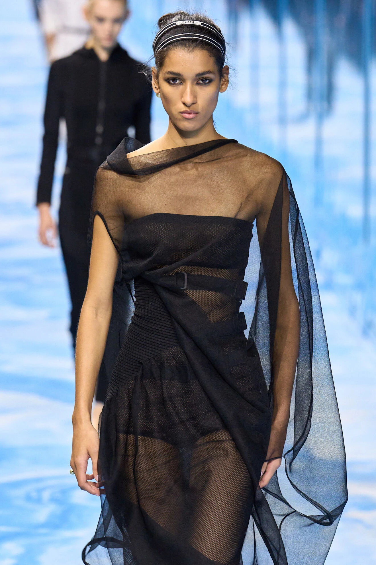 Dior presents the Spring-Summer 2025 collection | ELLE UZ