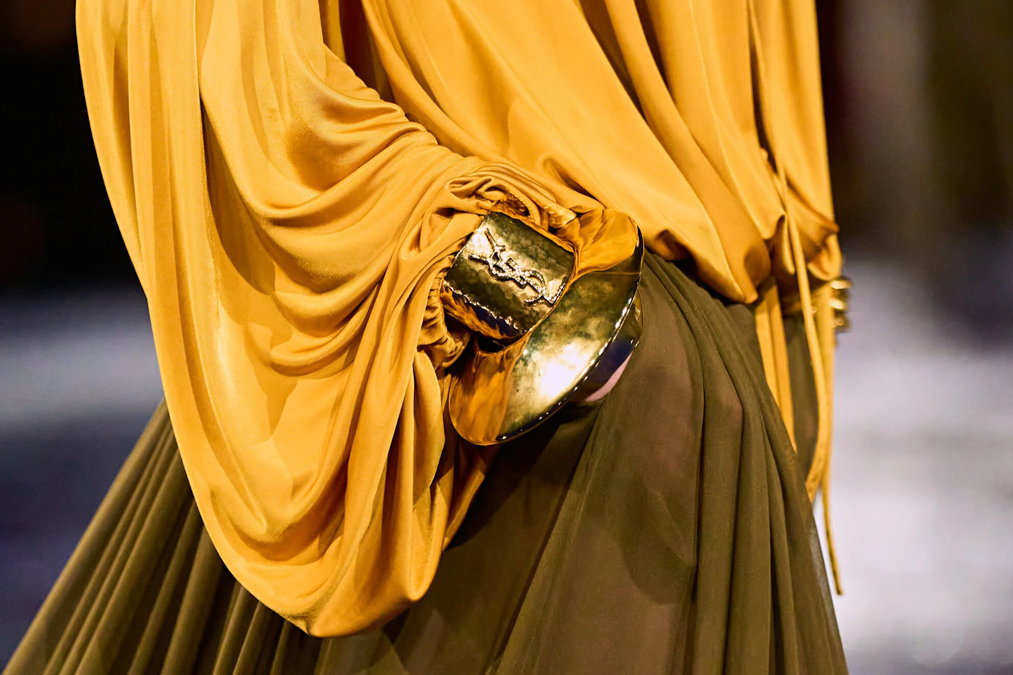 Saint Laurent presents Spring-Summer 2025 collection | ELLE UZ