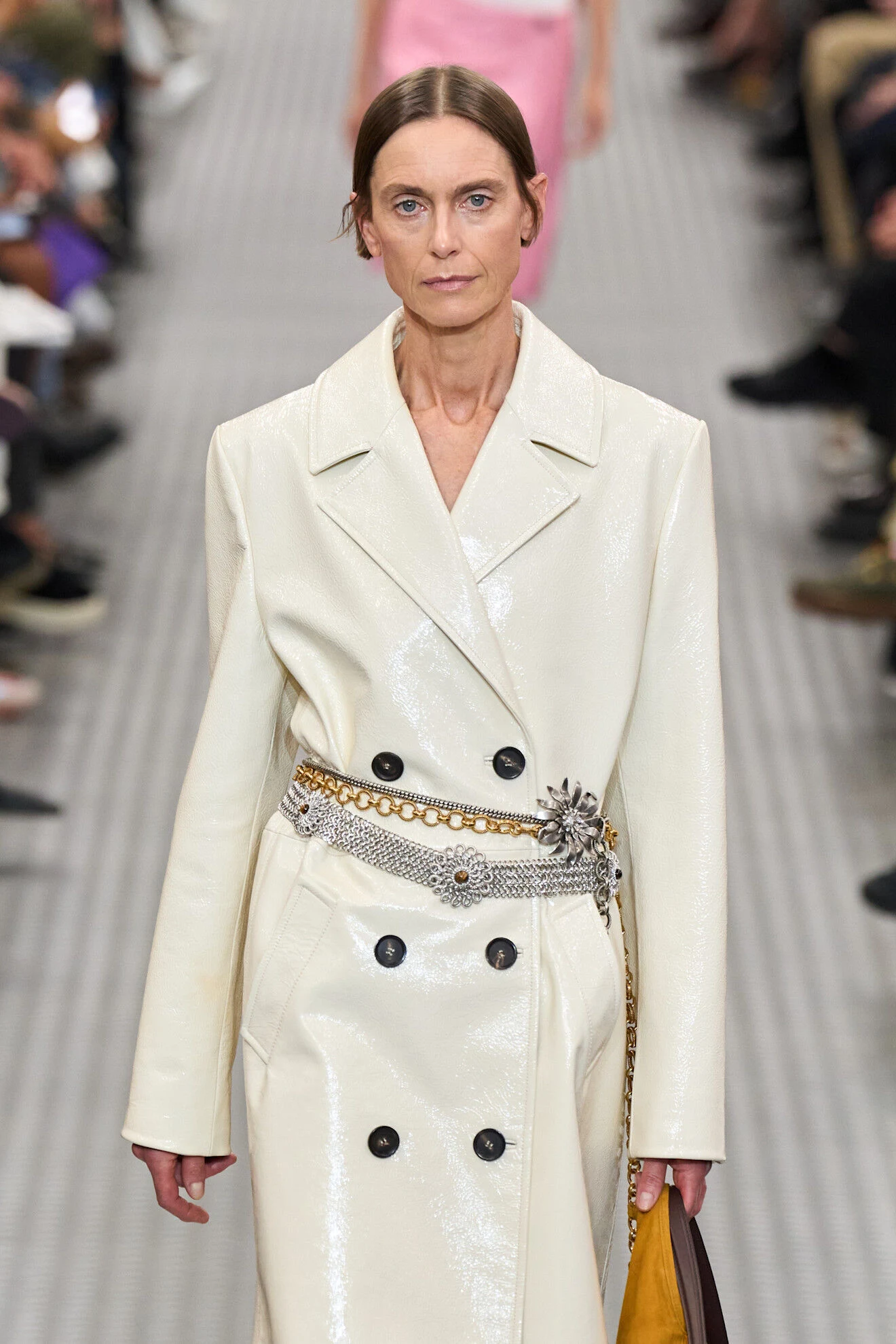Miu Miu unveils Spring-Summer 2025 collection | ELLE UZ