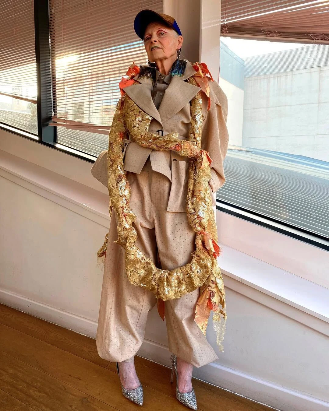 vivienne westwood 箔　スラックス vivienne westwood 箔 スラックス