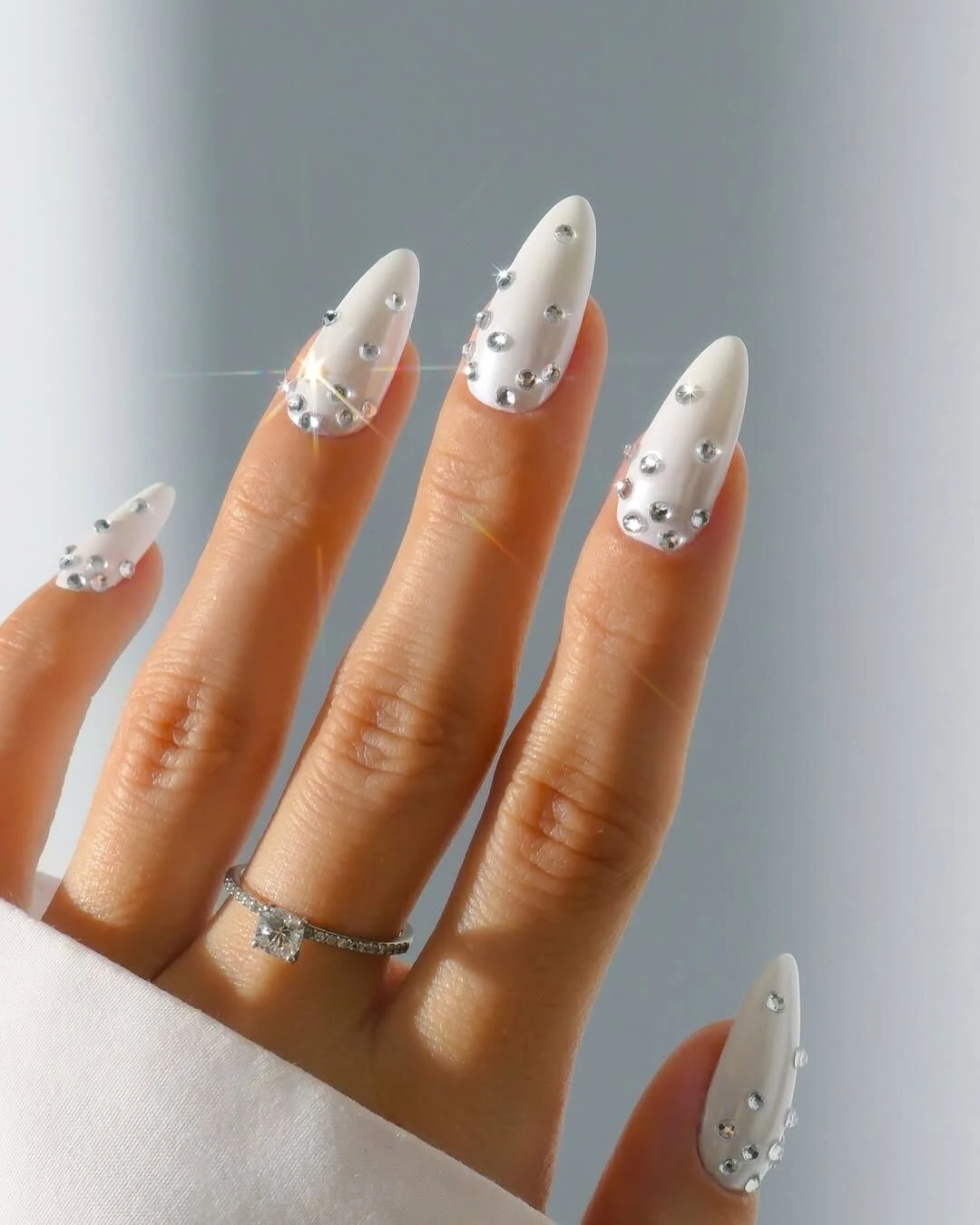 Nail Art Ungu 2025 Trends Unveiled