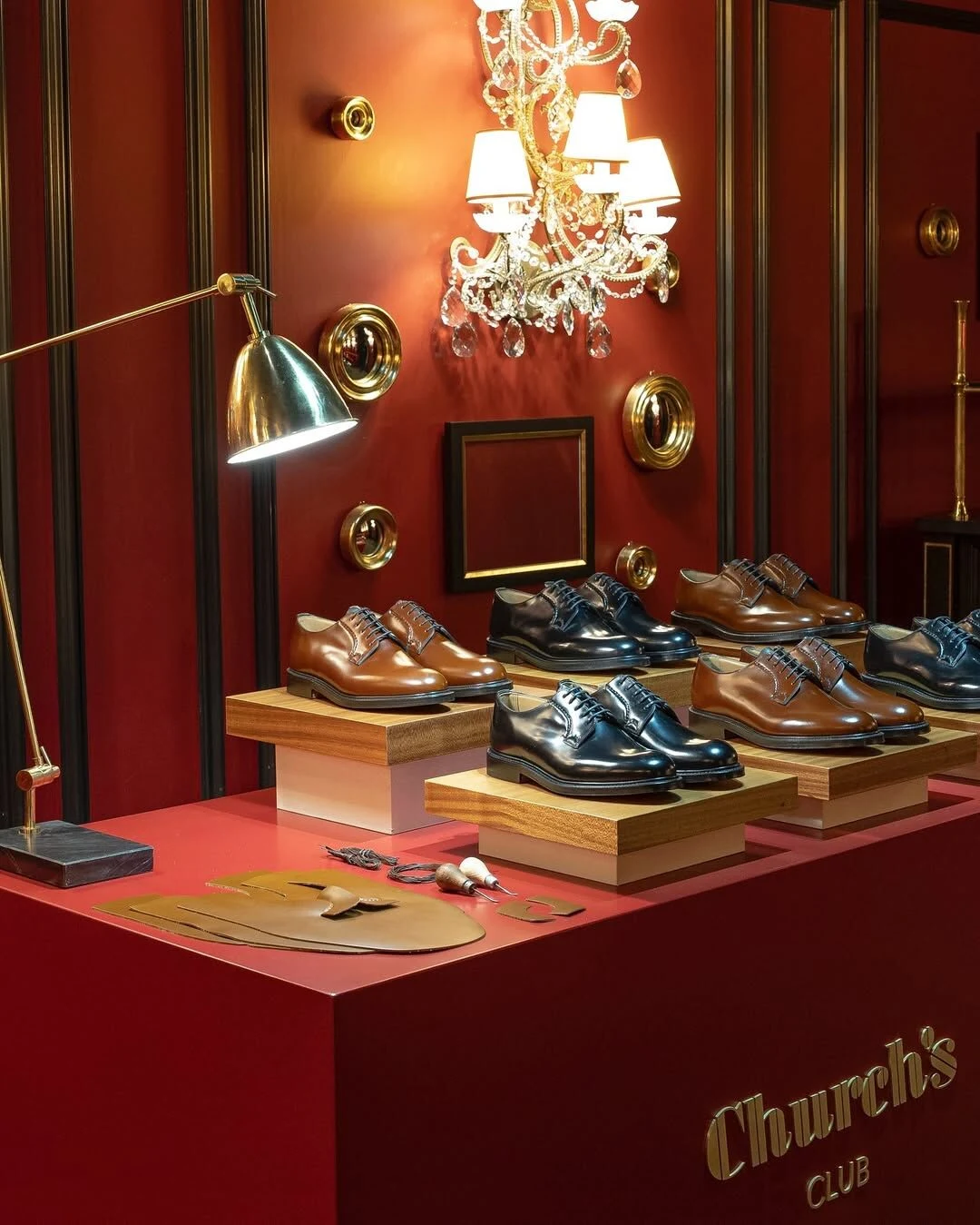 Versace wears Prada: the story and power of the Prada Group | ELLE UZ