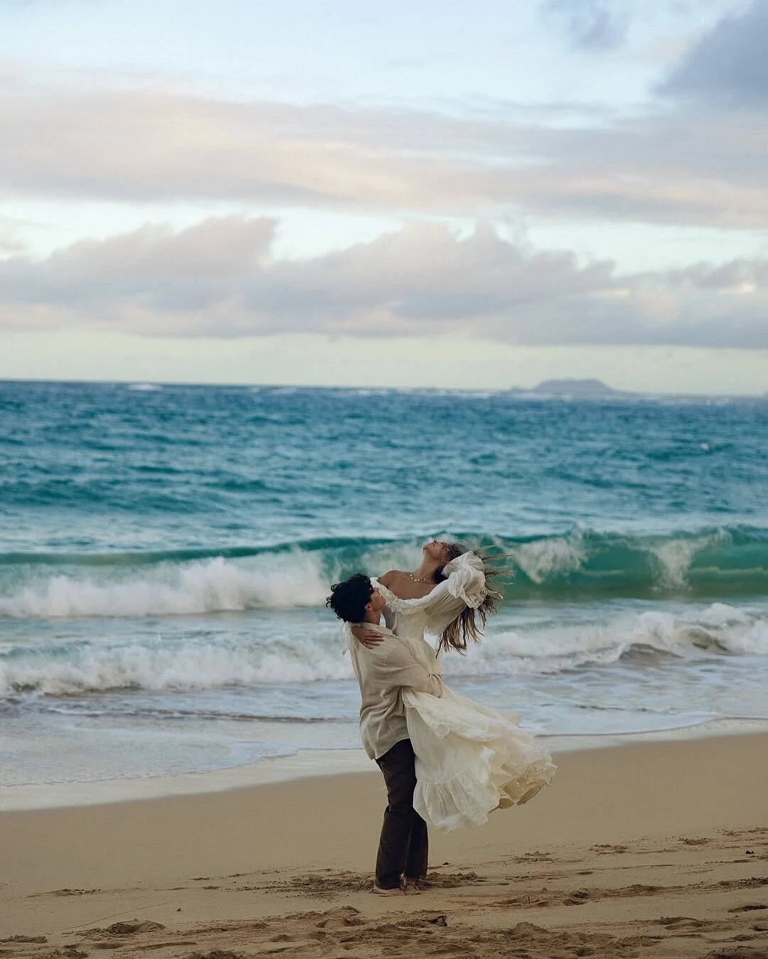 Kiyimda kamar bilan jinsiy aloqa qilish